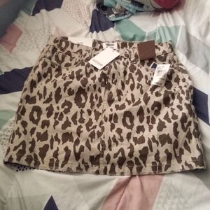 Leapard printed brown and tan skirt